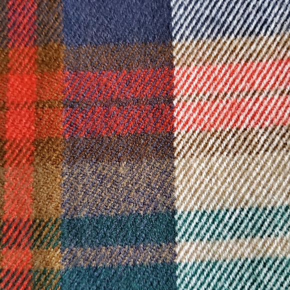 J Crew Factory Classic Plaid Scarf White Juniper 77" L x 24.5" W - Picture 4 of 6